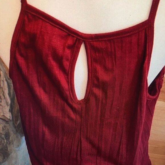 No Boundaries wine red sexy tank top - Picture 3 of 4